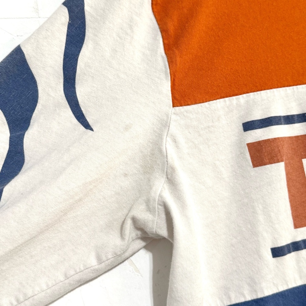 Star Wars Ahsoka Tano Long Sleeve Tee M Blue Orange Graphic Unisex - Picture 5 of 6